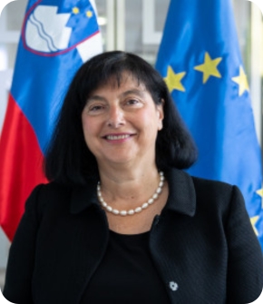Renata Cvelbar Bek